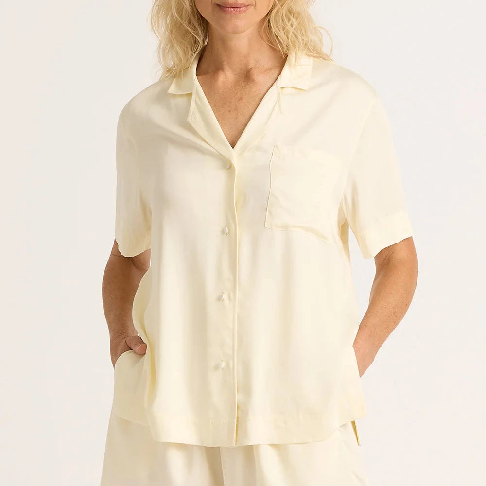 BOODY - SHORT SLEEVE SLEEP SHIRT IN PEARL VEGAN SILK