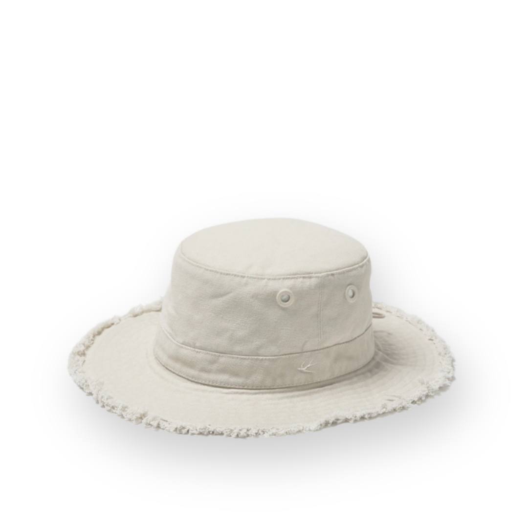 TILLEY - FRINGE WANDERER HAT IN WHITE
