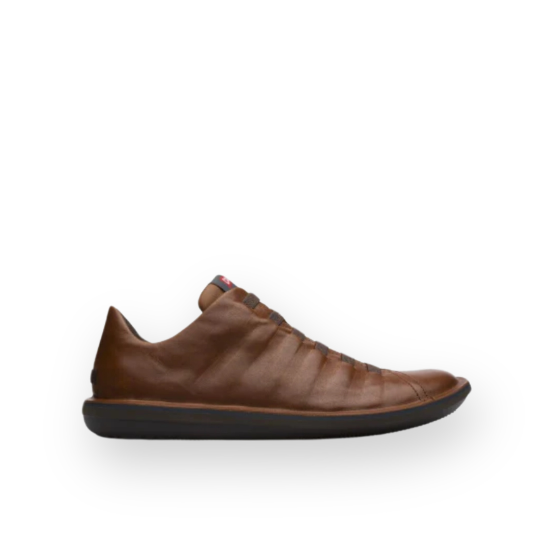 CAMPER - BEETLE SLIP ON 18751-049 IN BROWN LEATHER