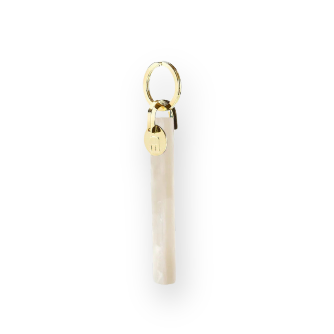 MACHETE - BAR KEYCHAIN IN WHITE SHELL/GOLD
