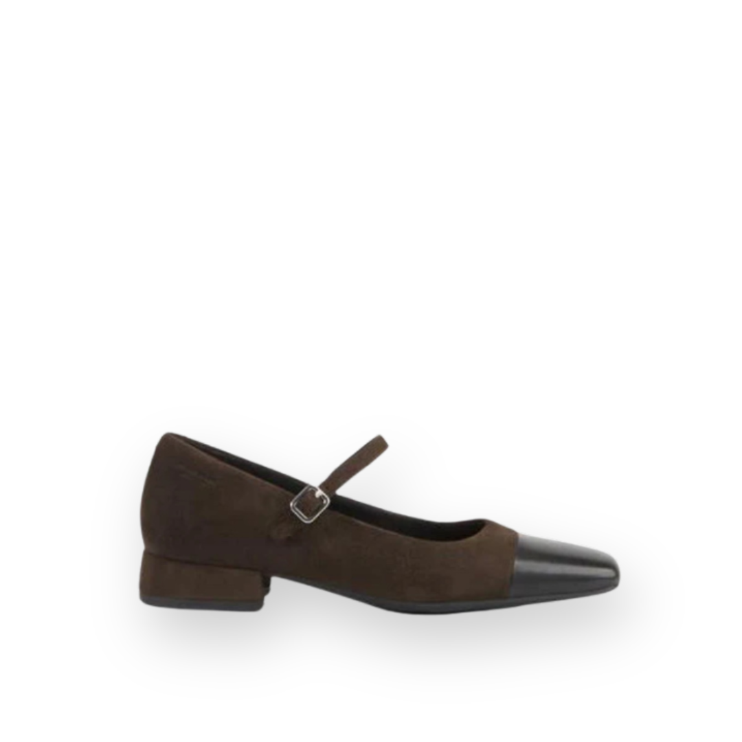 VAGABOND SHOEMAKERS - DEBBI MARY-JANE PUMP IN COFFEE SUEDE