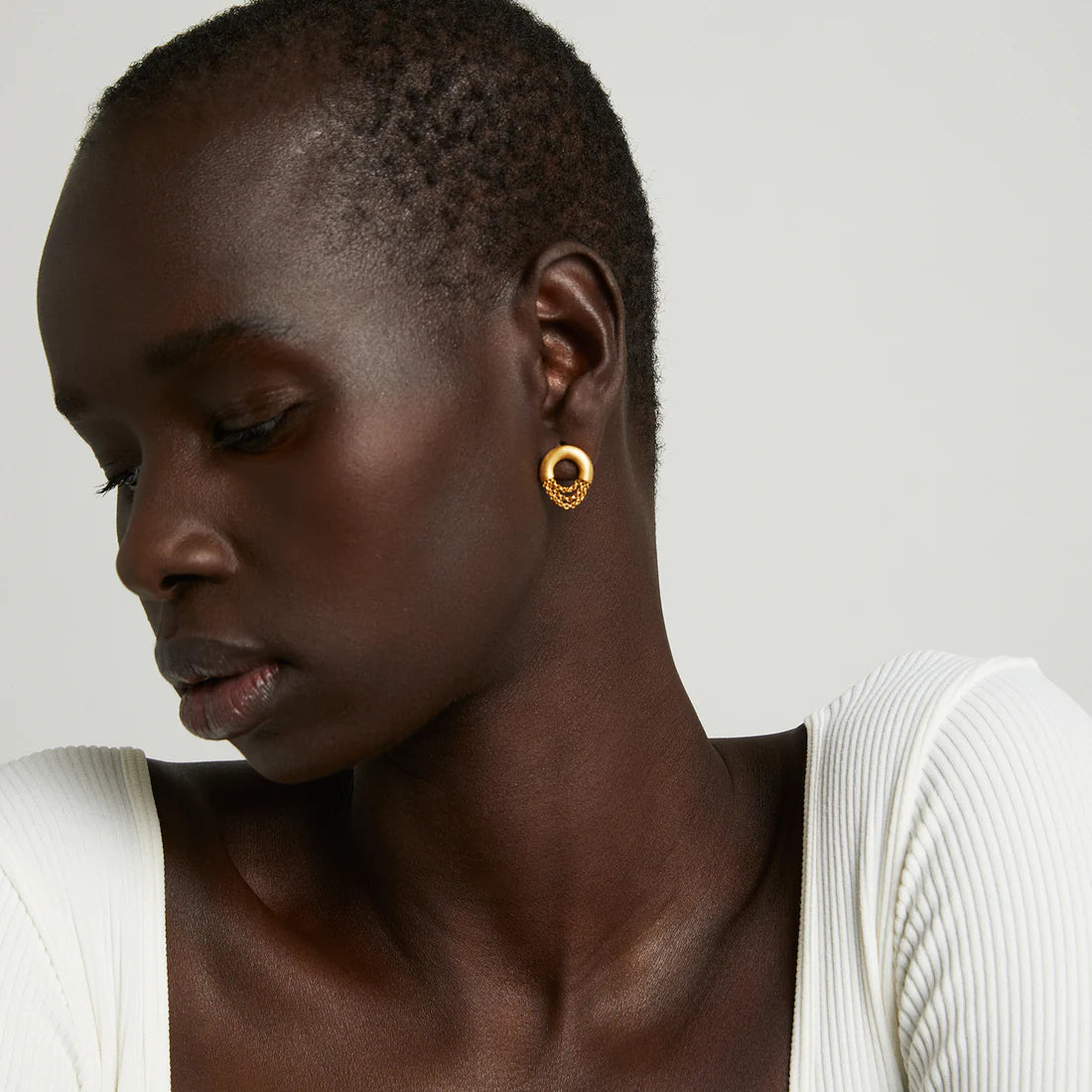 Crescent stud earrings 2025