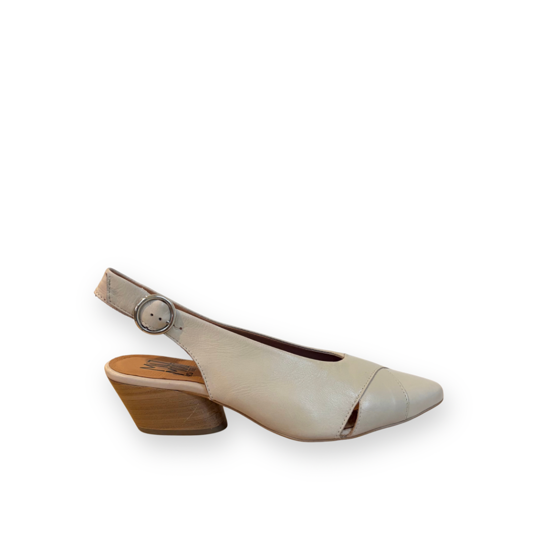 MIZ MOOZ - HENRIE SLINGBACK PUMP IN CREAM LEATHER