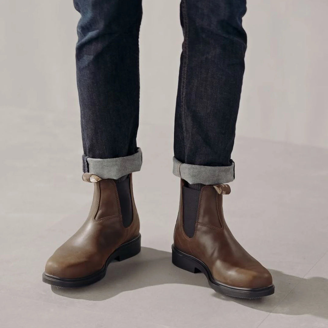 BLUNDSTONE - 2029 DRESS BOOT IN ANTIQUE BROWN LEATHER