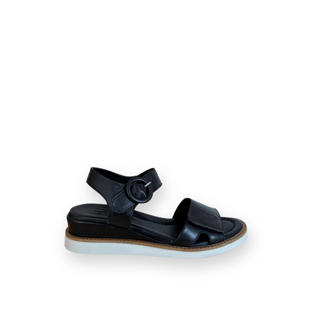 MIZ MOOZ - EVA SANDAL IN BLACK LEATHER
