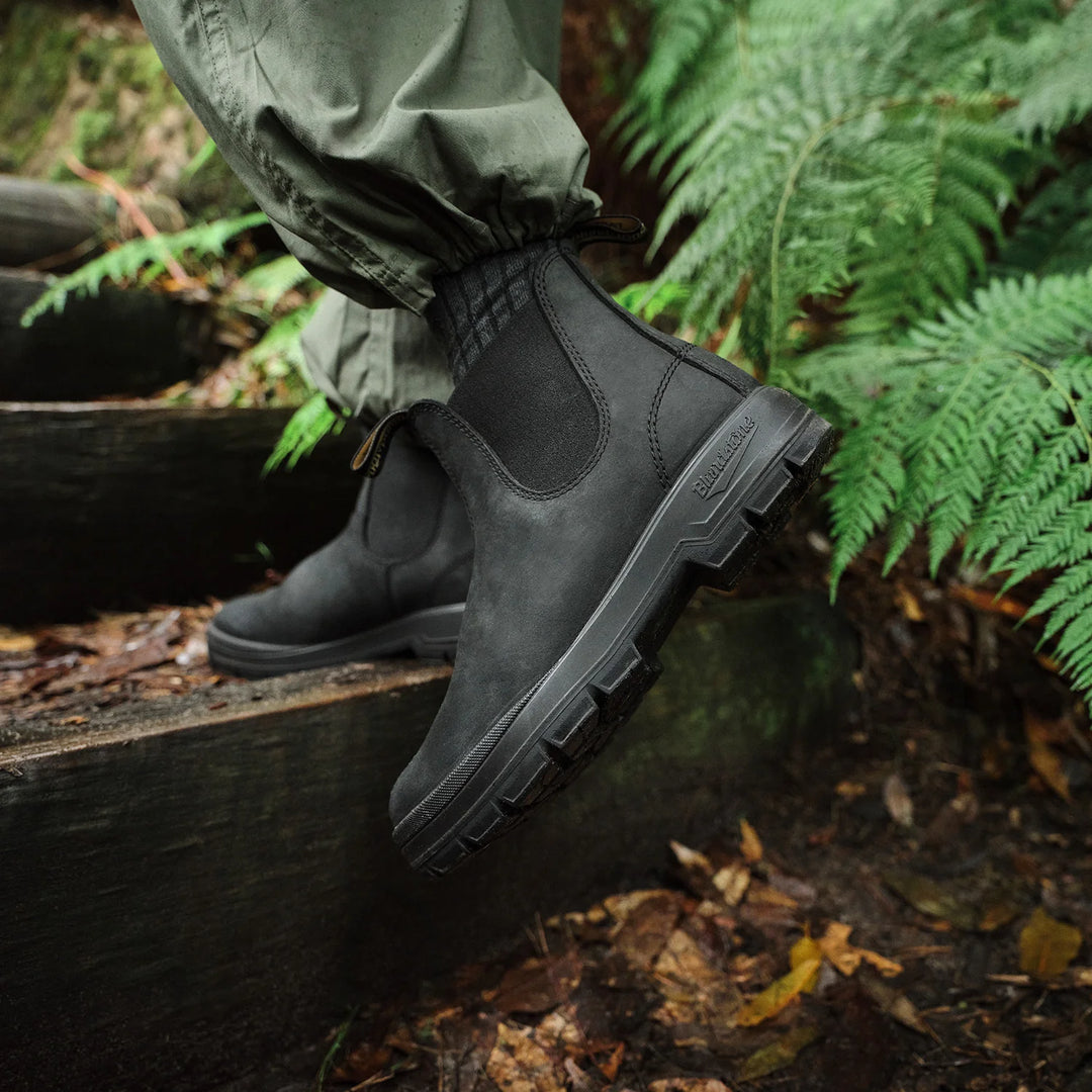 BLUNDSTONE - 2633 ALL-TERRAIN BOOT IN BLACK NUBUCK