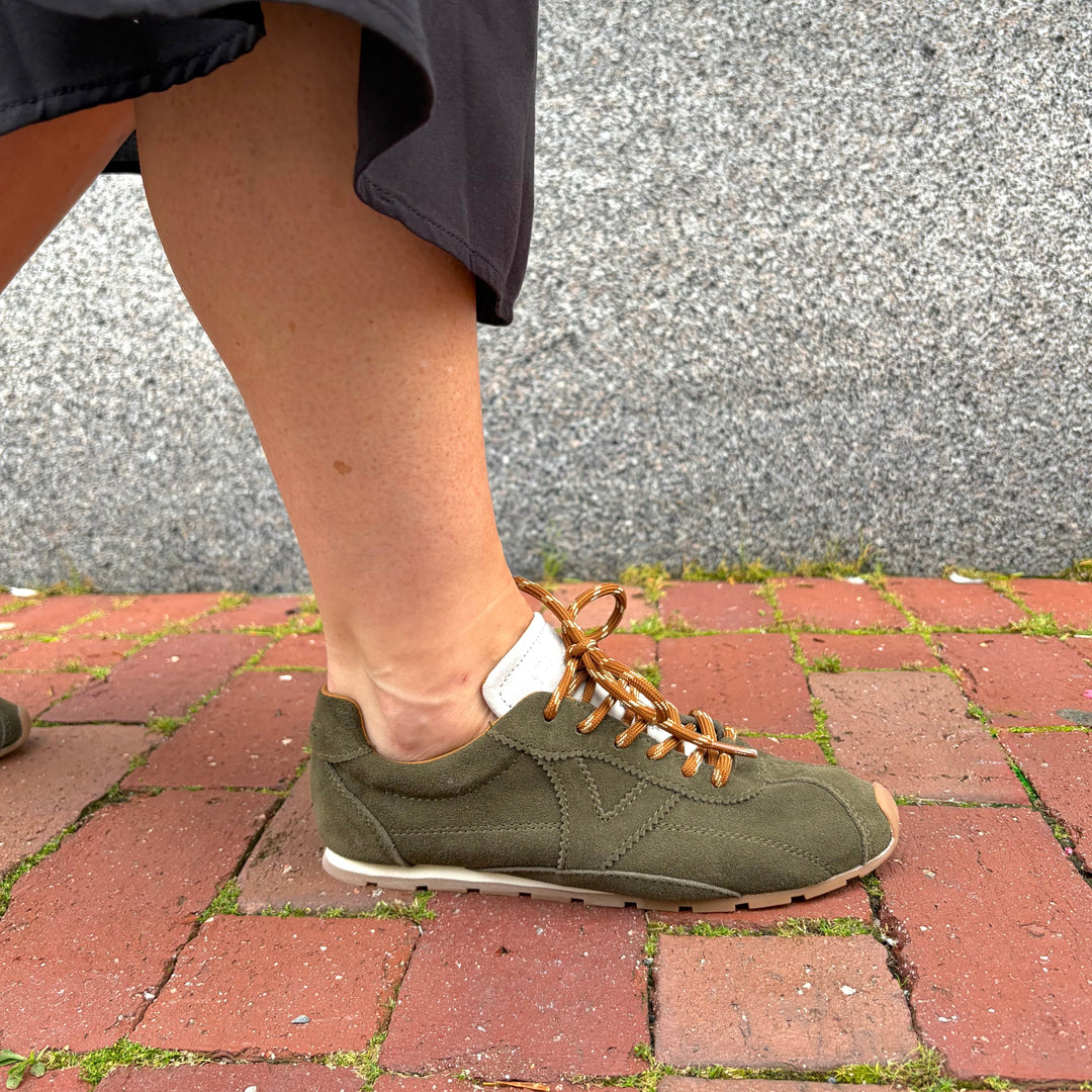 VICTORIA - ASTER SNEAKER 1159100 IN KAKI SUEDE