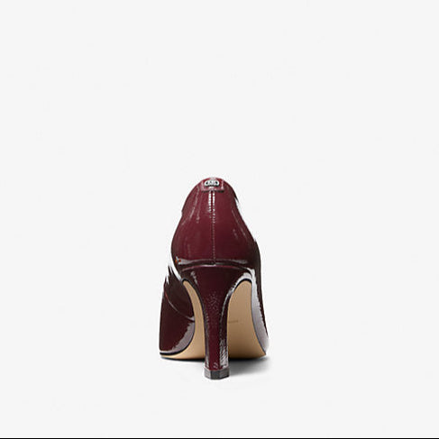 MICHAEL KORS - DARRAH PUMP IN OXBLOOD CRANKLE PATENT
