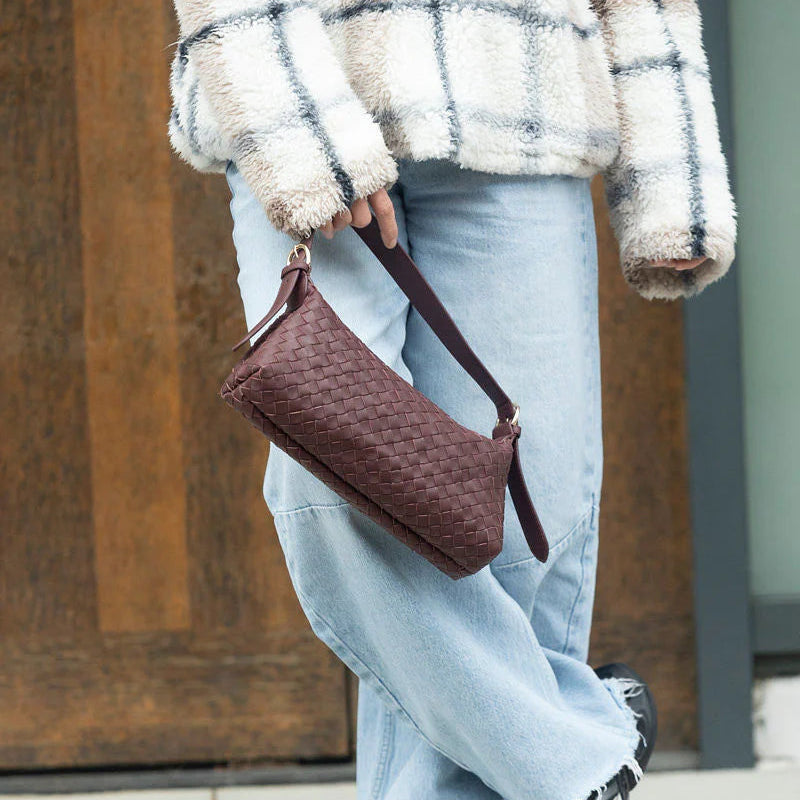 RISA - RHEA WOVEN SHOULDER BAG IN MAROON LEATHER