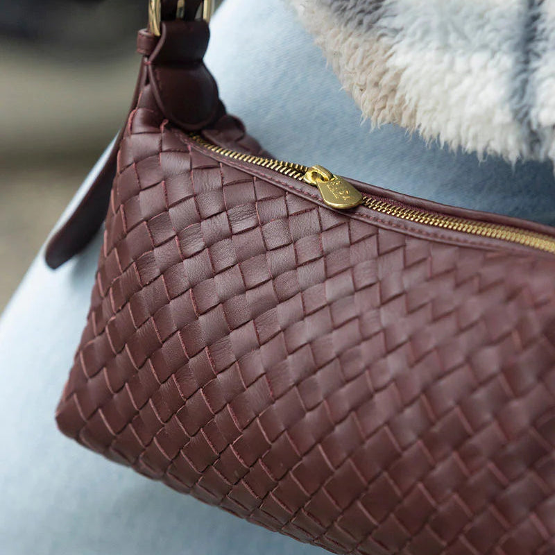 RISA - RHEA WOVEN SHOULDER BAG IN MAROON LEATHER