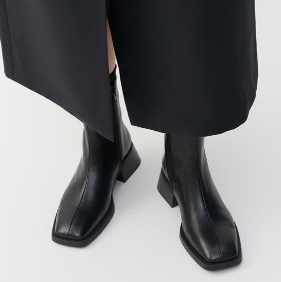 VAGABOND SHOEMAKERS - BLANCA BOOT IN BLACK LEATHER