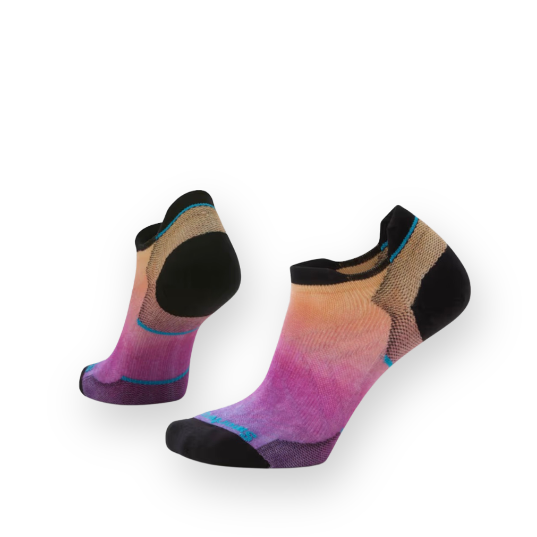 SMARTWOOL - WOMEN'S RUN ZERO CUSHION OMBRE PRINT LOW ANKLE SOCK IN TANDOORI ORANGE
