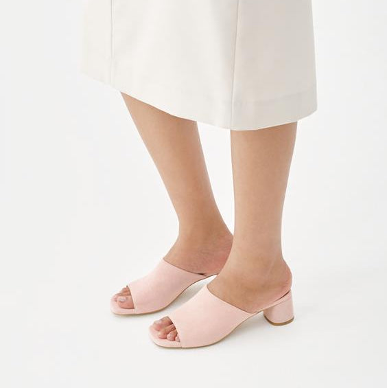 VAGABOND SHOEMAKERS - PIPER MULE SANDAL IN LIGHT PINK SUEDE