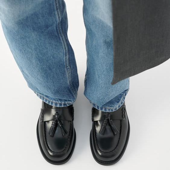 VAGABOND SHOEMAKERS - LINN LOAFER IN BLACK LEATHER