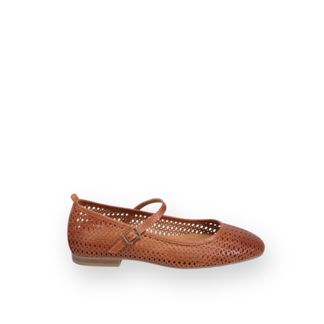 MIZ MOOZ - ZAYLEE MARY-JANE FLAT IN BRANDY LEATHER