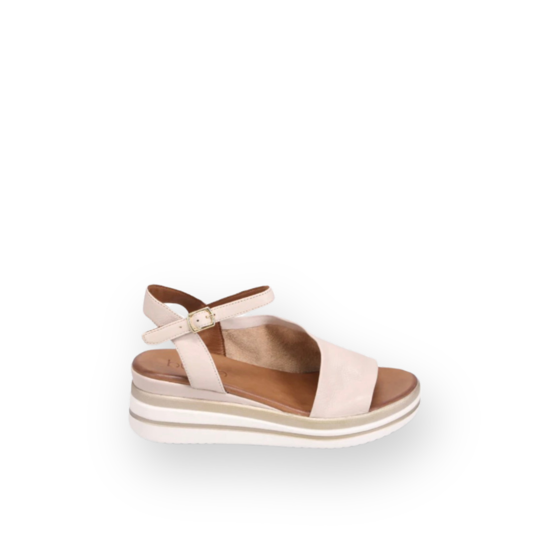 BUENO - CARMELA SANDAL IN CREAM LEATHER