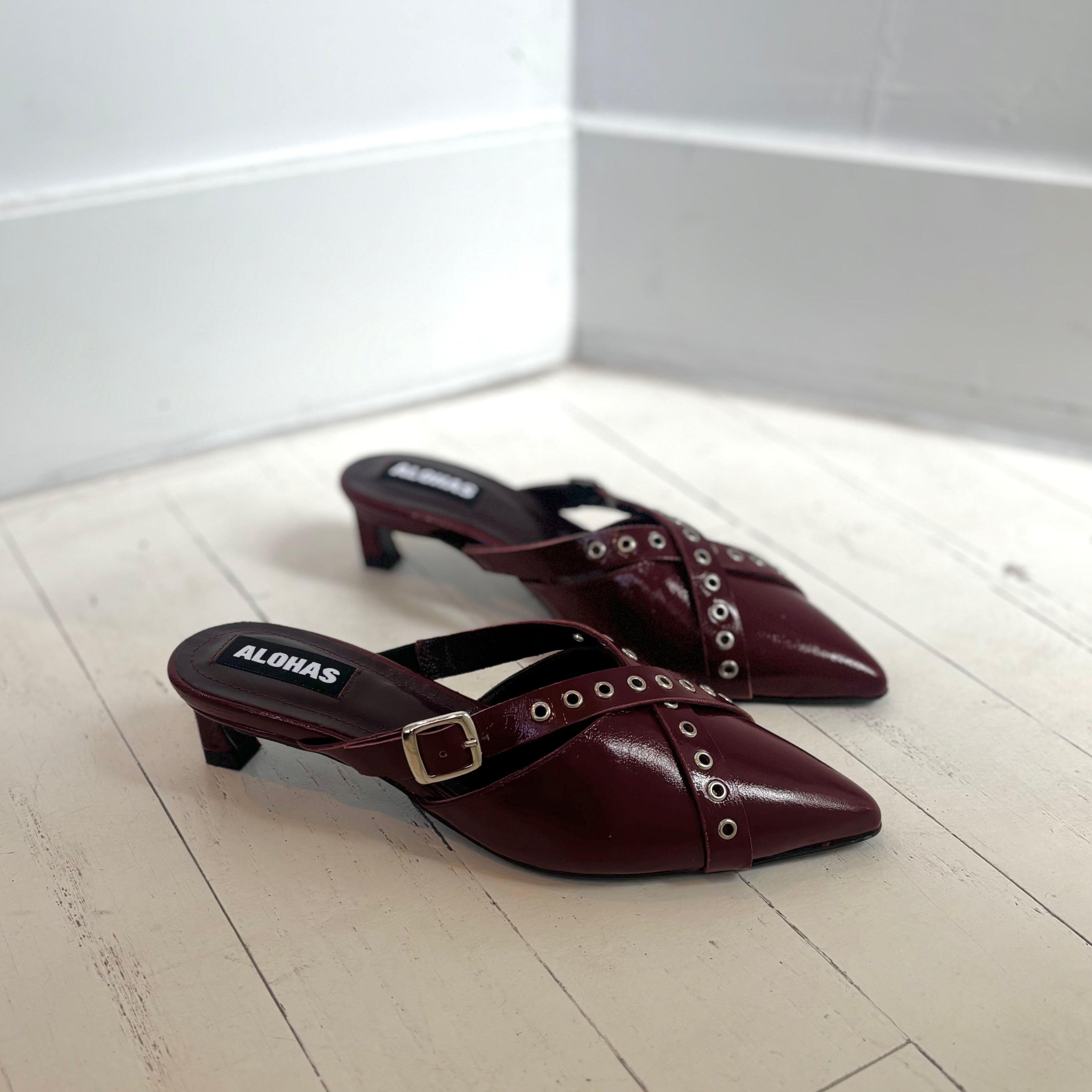 ALOHAS - ZYRA HEELED MULE IN BURGUNDY PATENT LEATHER – the Urban