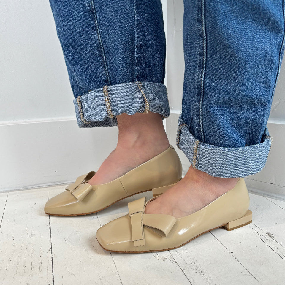 ANGEL ALARCON - ROSE FLAT IN CHAMPAGNE LEATHER