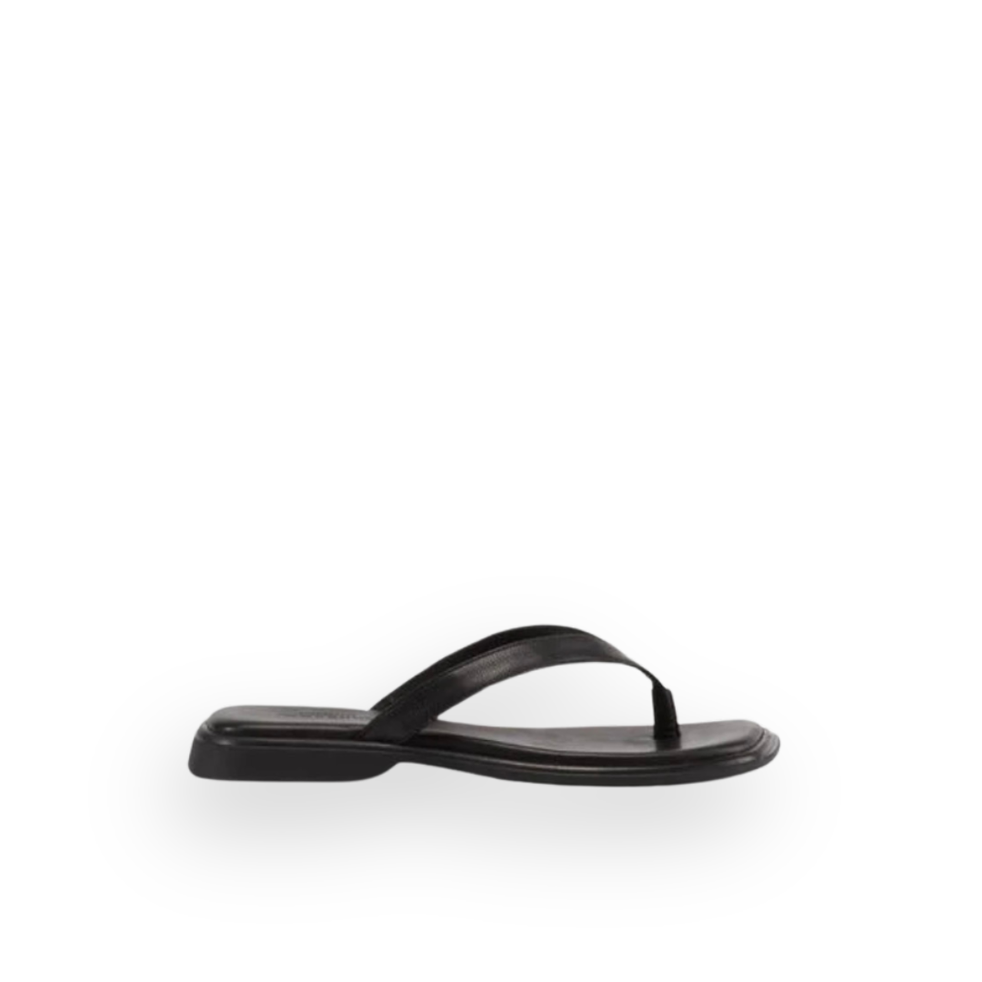 VAGABOND SHOEMAKERS - IZZY THONG SANDAL IN BLACK LEATHER
