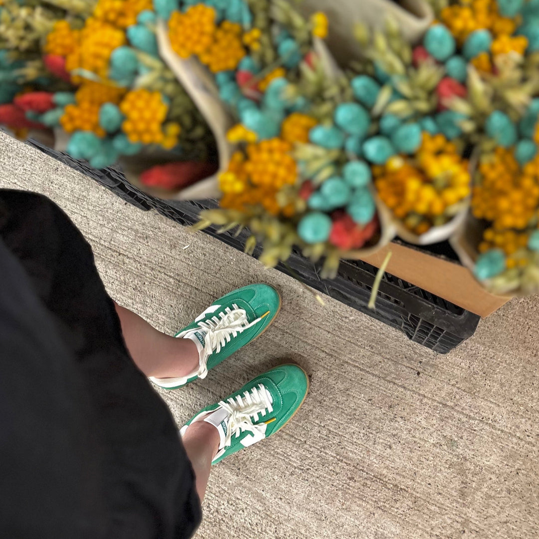 VICTORIA - BERLIN 3.0 SNEAKER 1126212 IN VERDE SUEDE