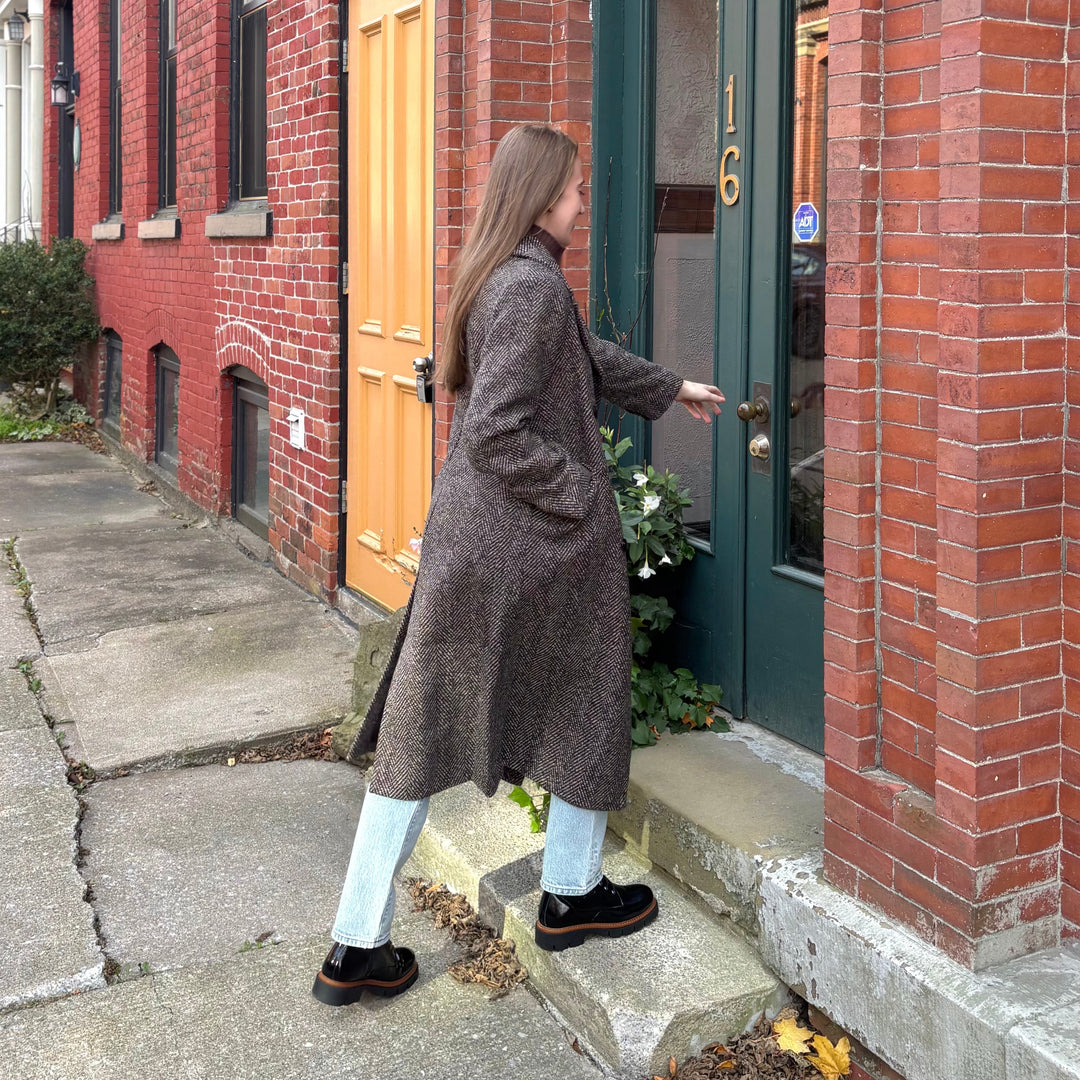 ATELIERS - BIZZ LACE UP BOOT IN BLACK PATENT LEATHER