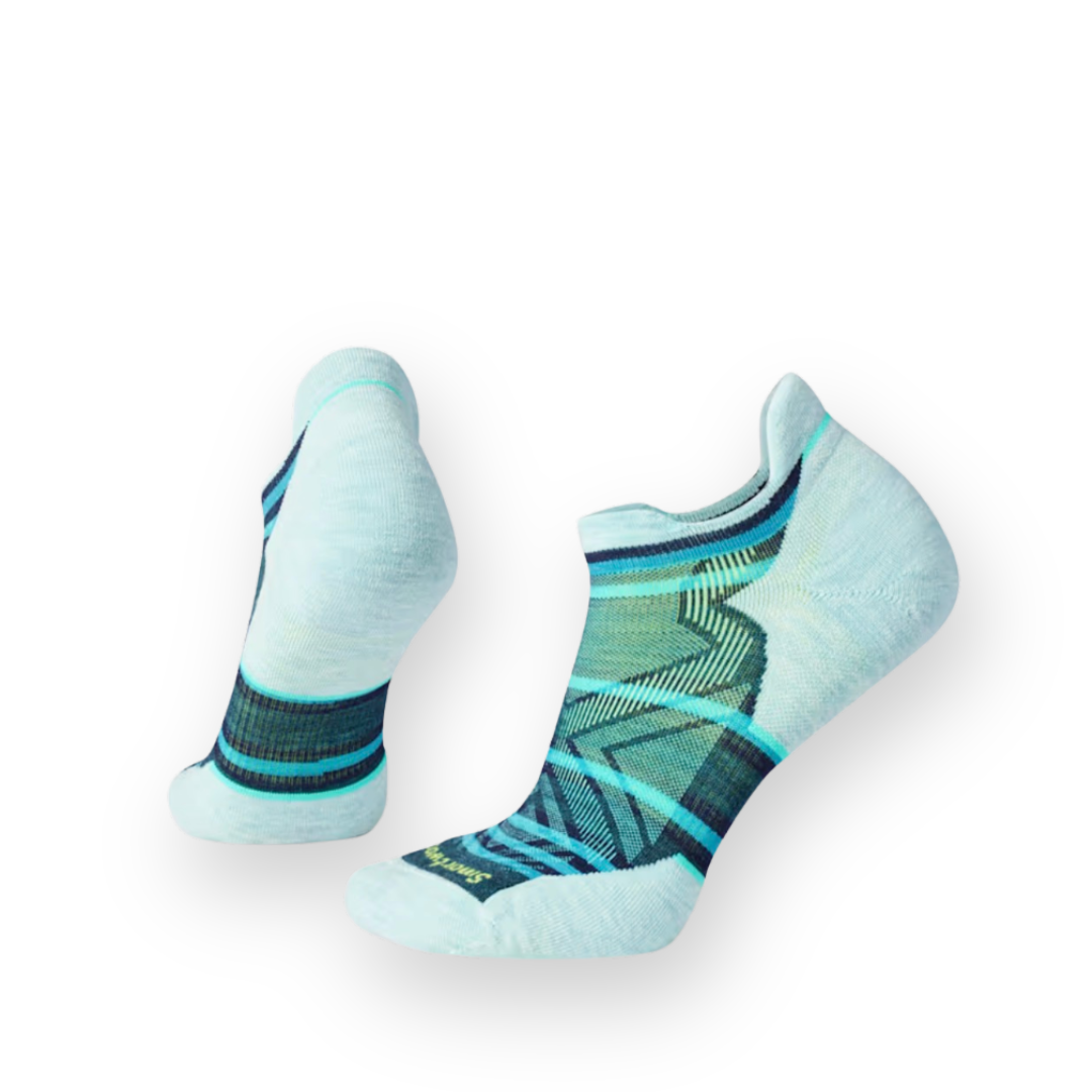 SMARTWOOL - WOMEN'S RUN TARGETED CUSHION STRIPE LOW ANKLE SOCK IN TWILIGHT BLUE