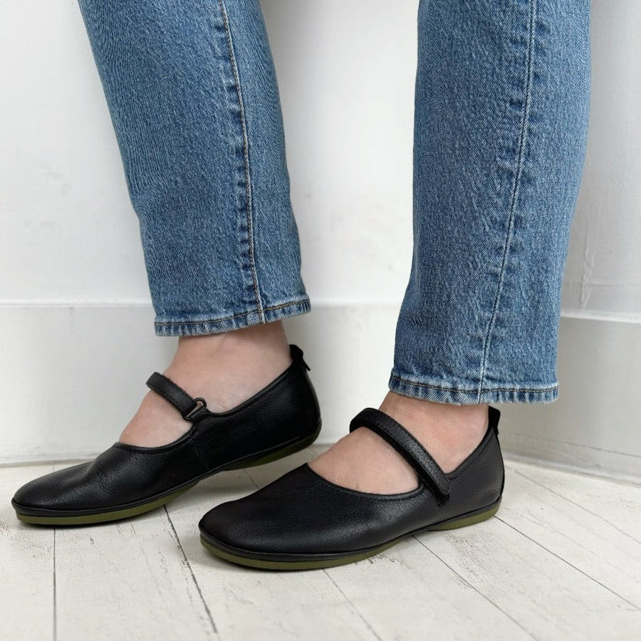 CAMPER - RIGHT MARY-JANE FLAT K201365-001 IN BLACK LEATHER