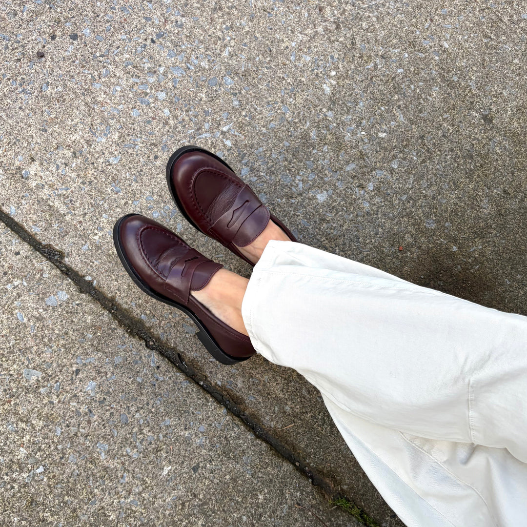 ATELIERS - CARLOS LOAFER IN BORDO LEATHER