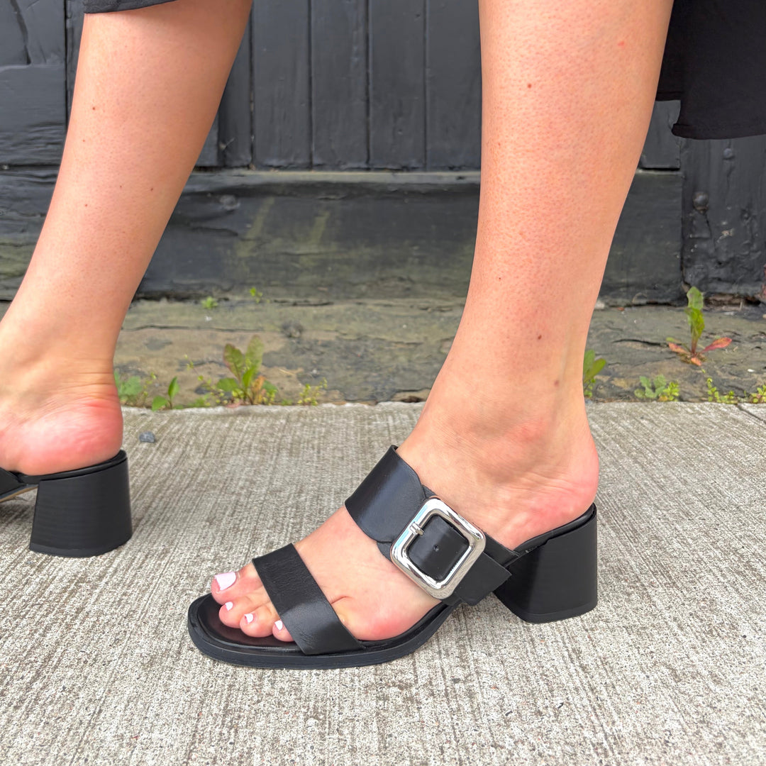 ATELIERS - DANTE HEELED SANDAL IN BLACK LEATHER