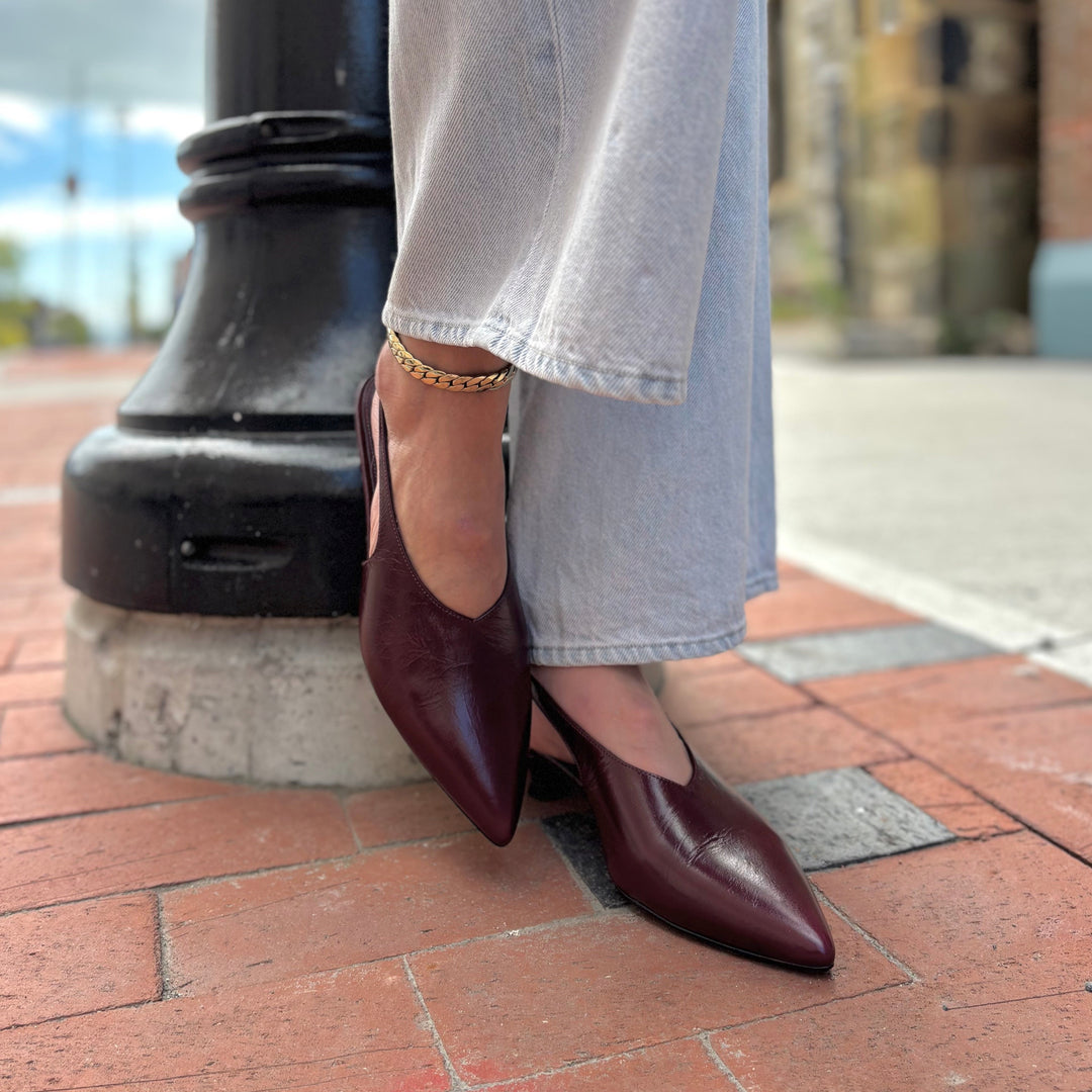 ALOHAS - EROS SLINGBACK PUMP IN BURGUNDY LEATHER