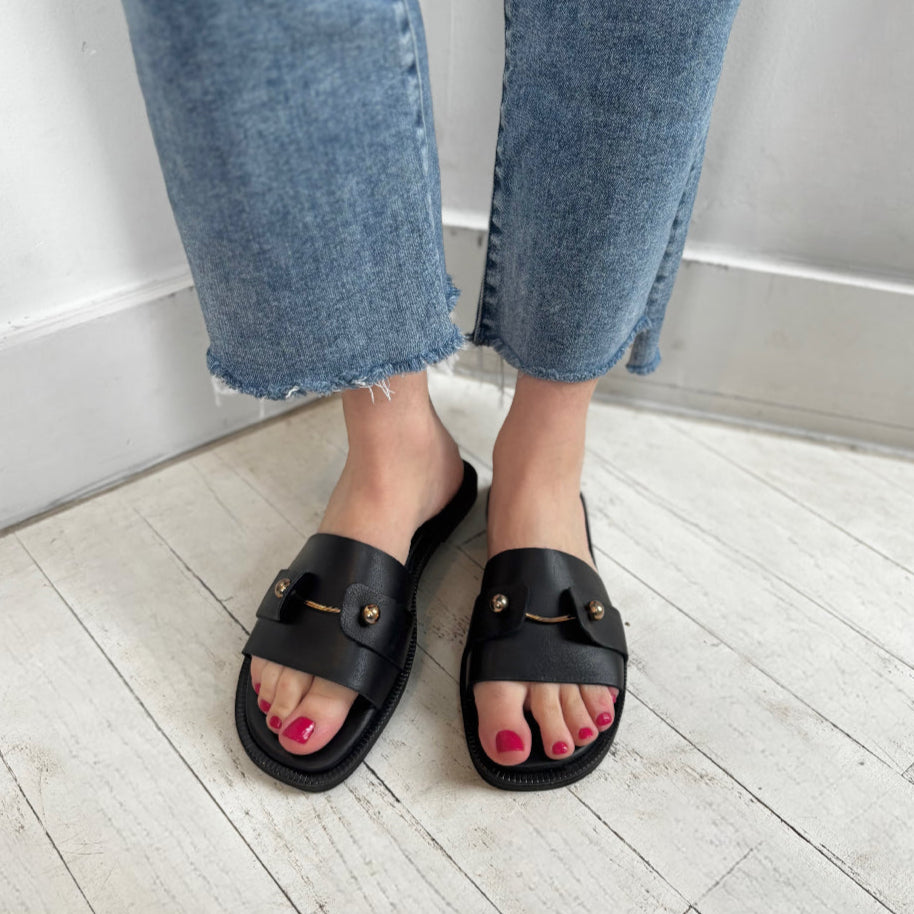 ATELIERS - FALERIA SLIDE SANDAL IN BLACK LEATHER