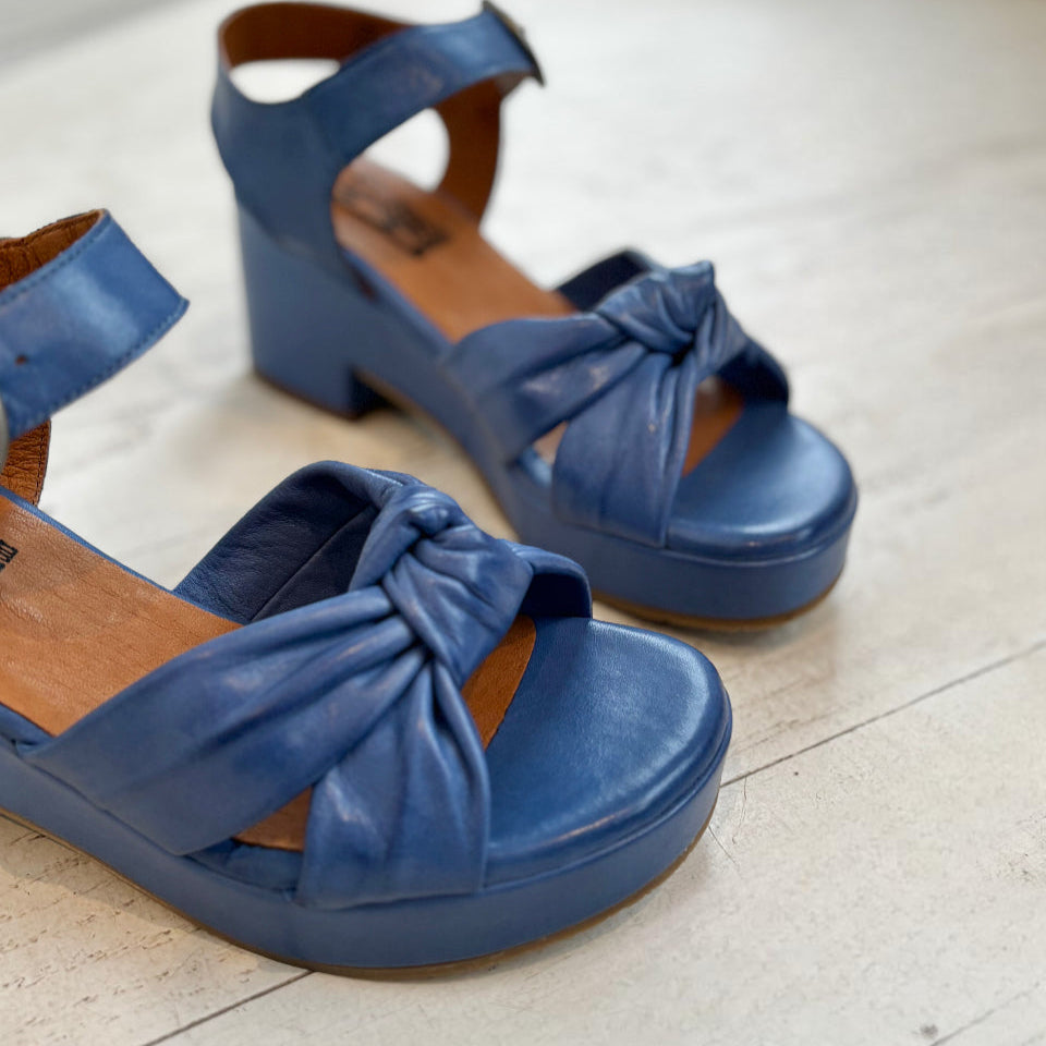 MIZ MOOZ - GAIGE SANDAL IN JEAN LEATHER