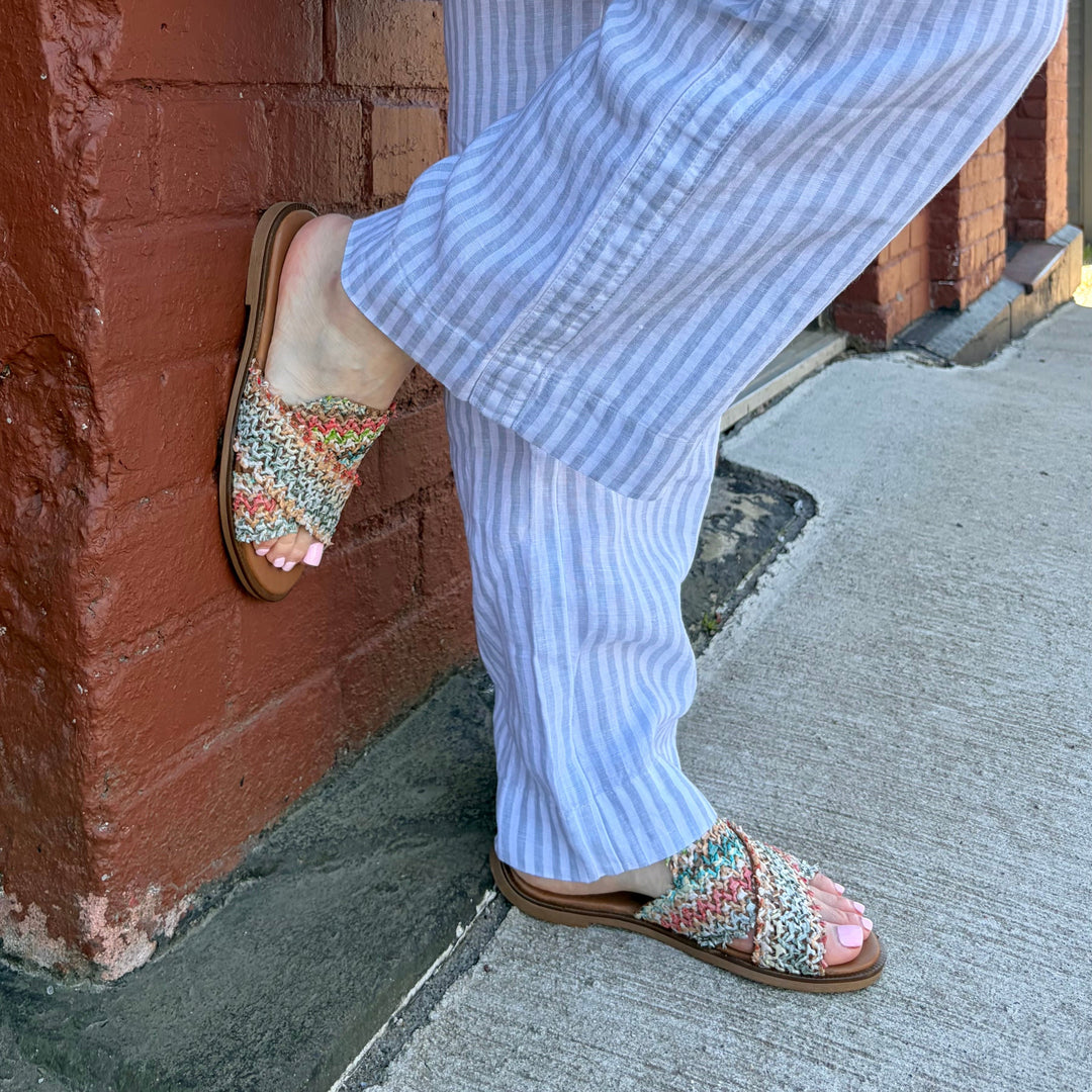 BUENO - HENNA SLIDE SANDAL IN BLUE MULTI WOVEN
