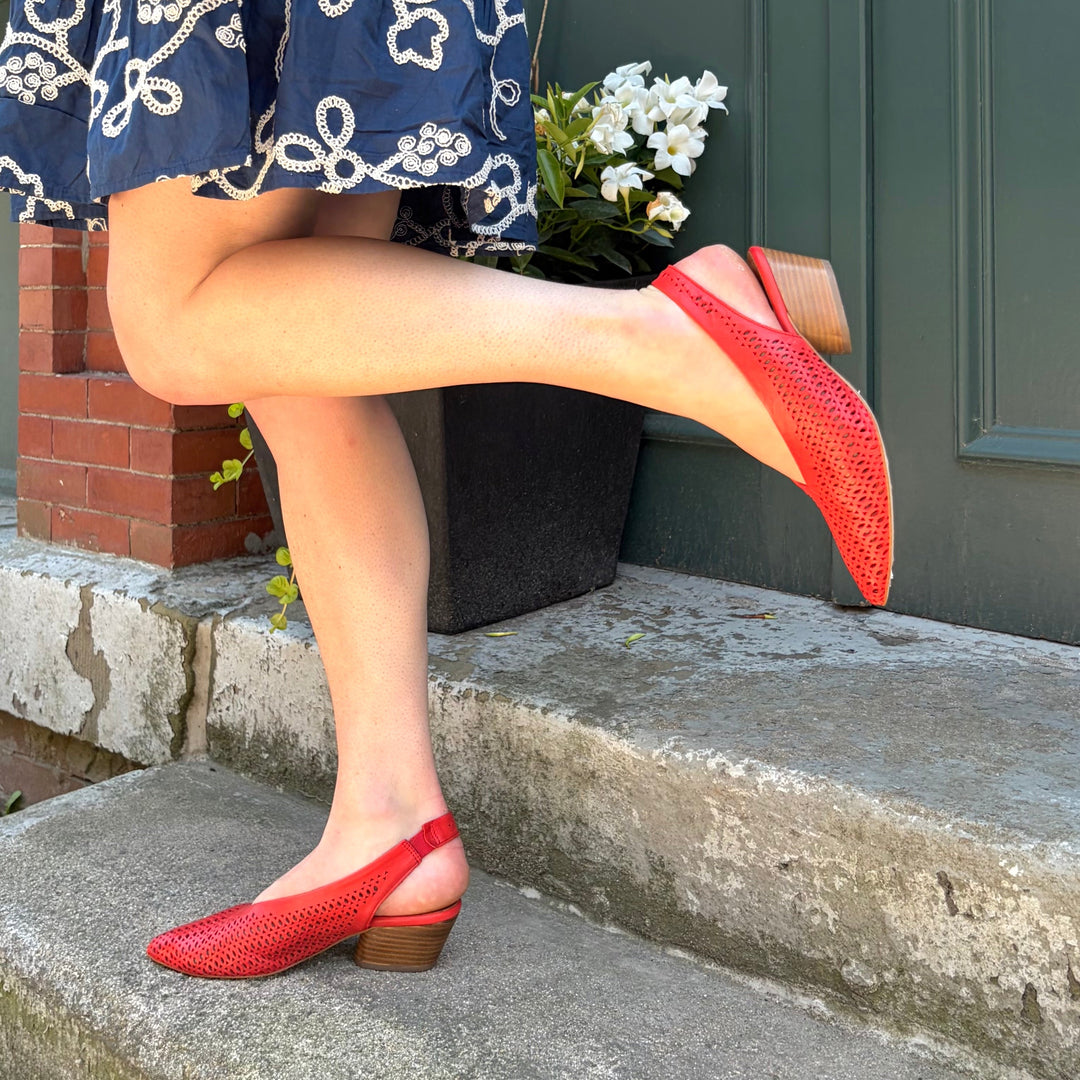 MIZ MOOZ - HANSEL SLINGBACK PUMP IN SCARLET LEATHER