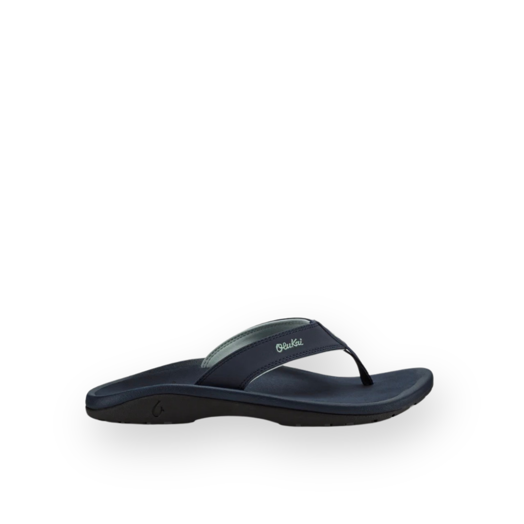 OLUKAI - 'OHANA THONG SANDAL IN TRENCH BLUE TEXTILE