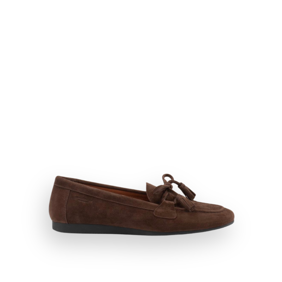 VAGABOND SHOEMAKERS - HILLARY TASSEL BOAT SHOE IN DARK BROWN SUEDE