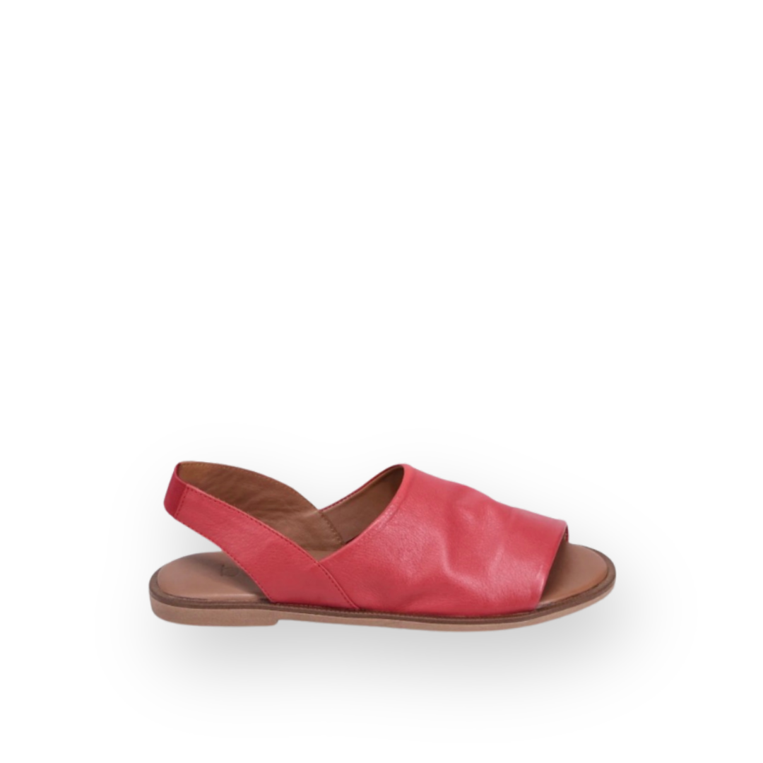 BUENO - HAYDEN SLINGBACK SANDAL IN RED LEATHER