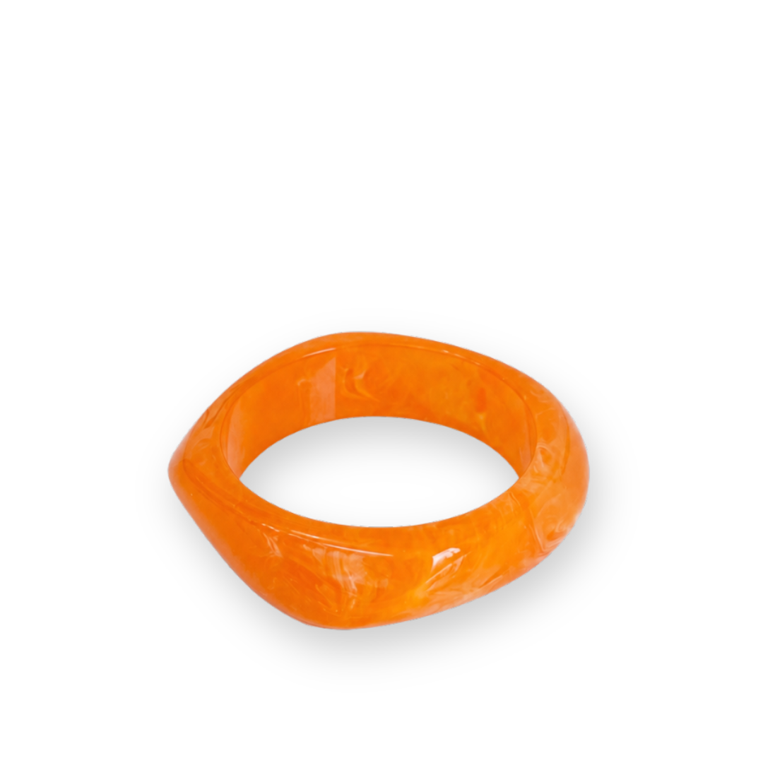 ICONIC MI - SWIRL BANGLE IN TANGERINE ACRYLIC