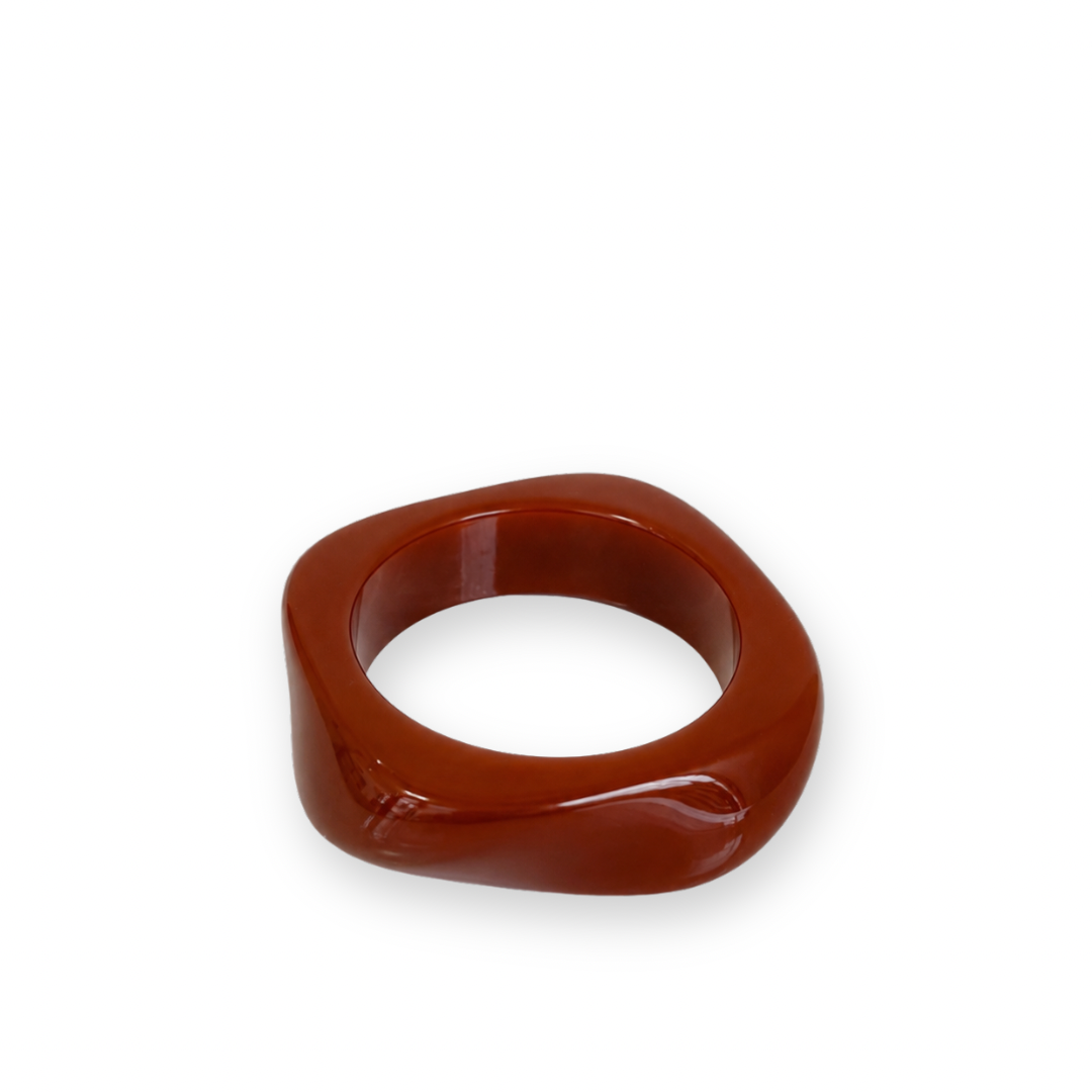 ICONIC MI - SWIRL CHUNKY BANGLE IN RED WINE ACRYLIC