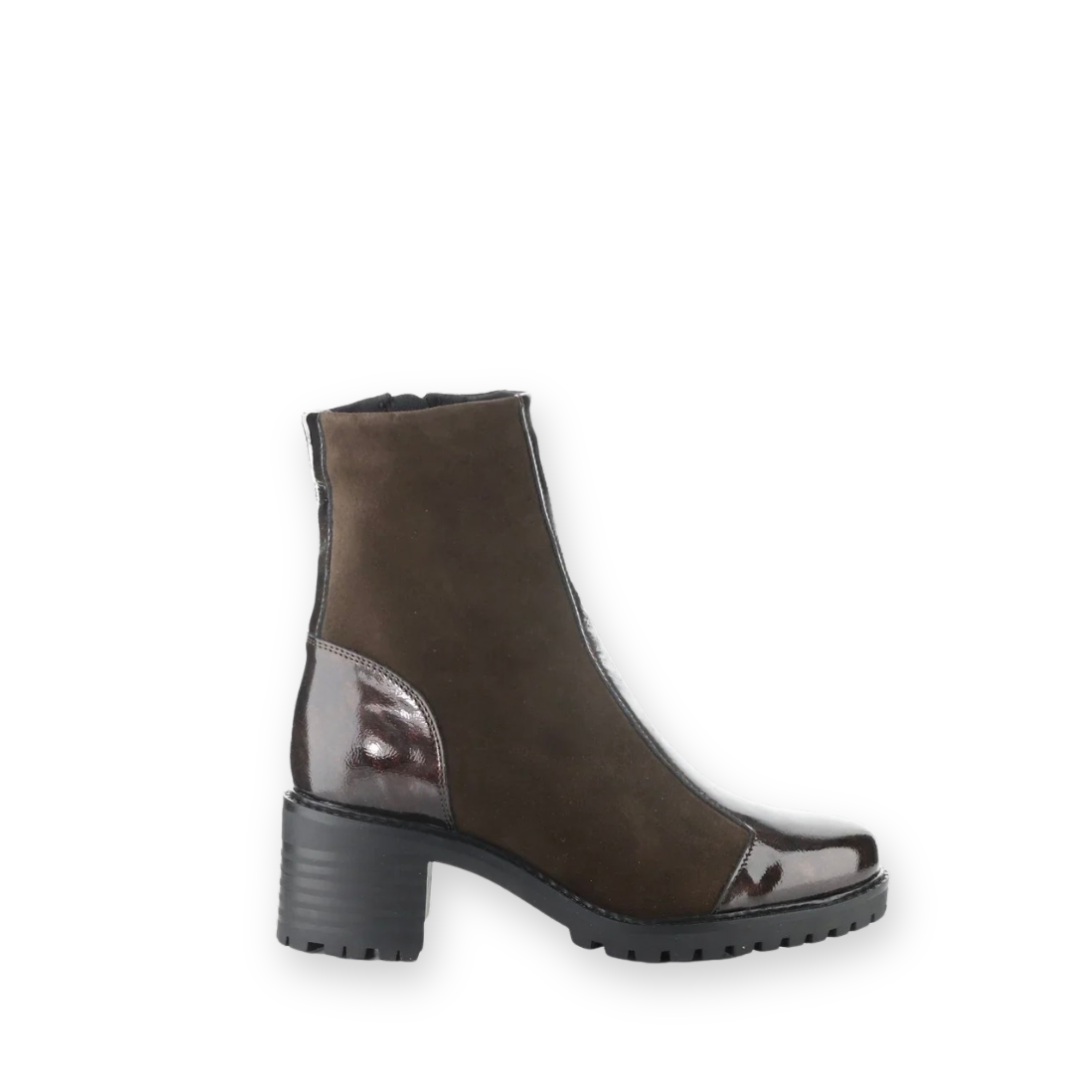 BOS & CO - INGRID BOOT IN DARK BROWN SUEDE/COFFEE PATENT LEATHER