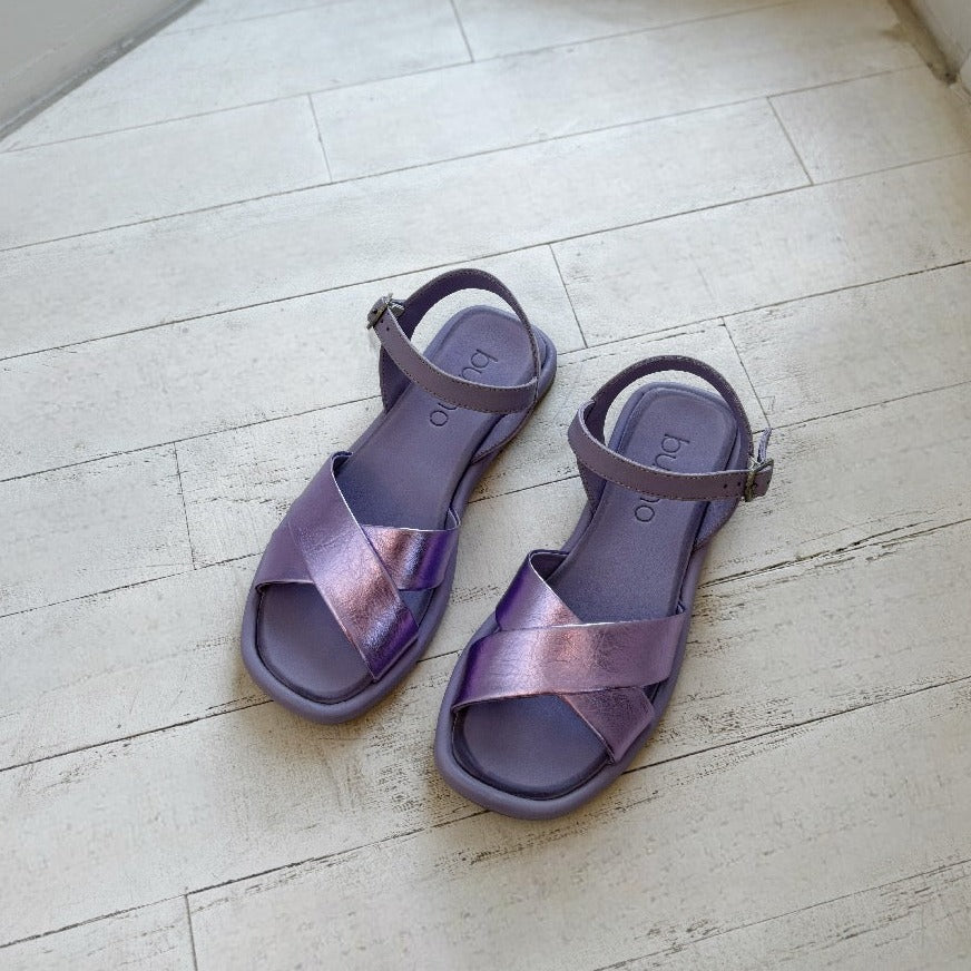 BUENO - EMMA SANDAL IN LILAC METALLIC LEATHER