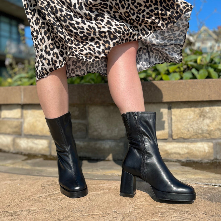 MIZ MOOZ - PENNER BOOT IN BLACK LEATHER