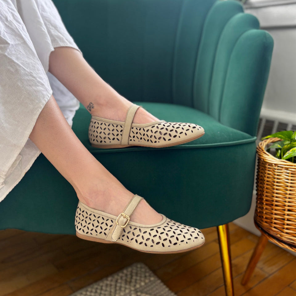 BUENO - KEHLANI MARY-JANE FLAT IN BAMBOO LEATHER