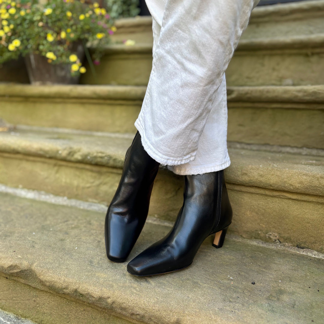 SISTER X SOEUR  - LARA BOOT IN BLACK LEATHER