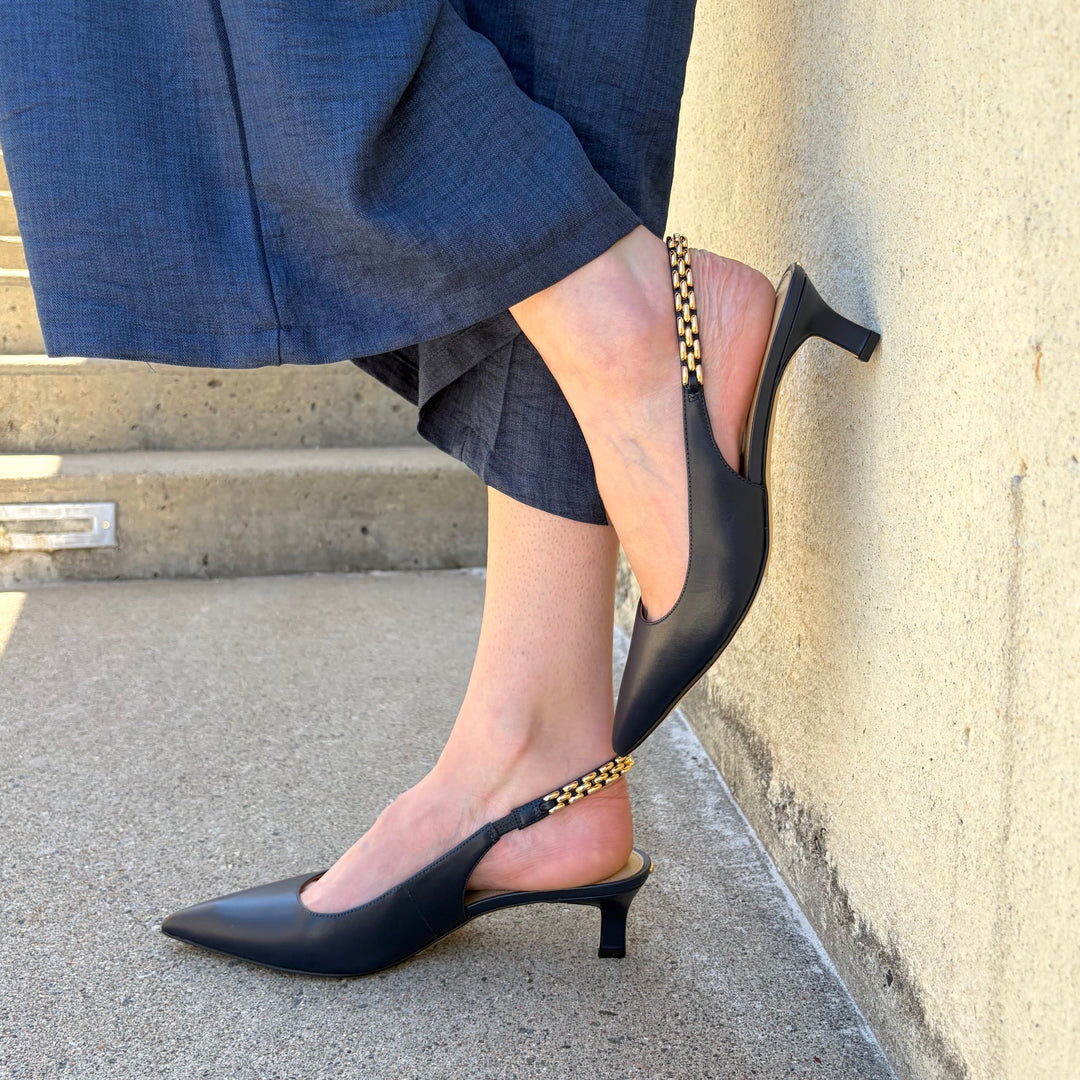 MICHAEL KORS - MARCIA SLINGBACK PUMP IN NAVY LEATHER
