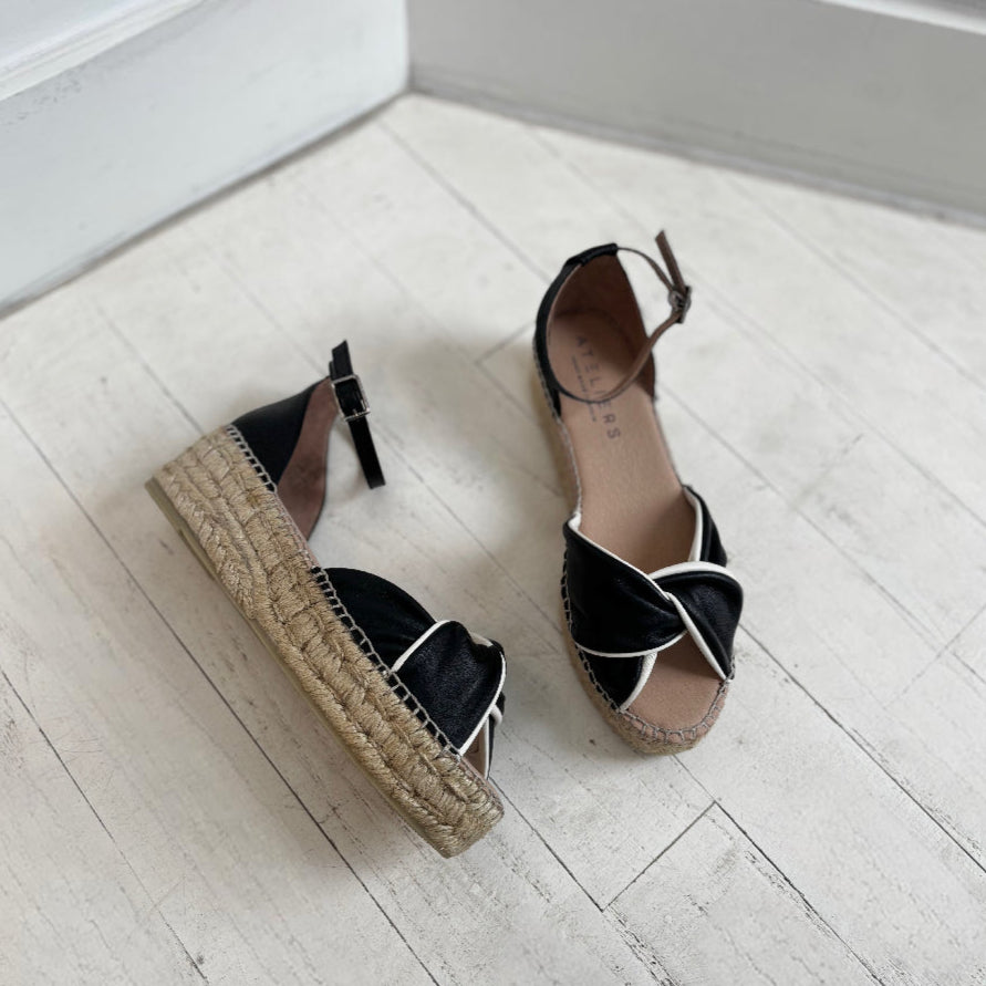ATELIERS - MAYA PLATFORM SANDAL IN BLACK/OFF WHITE LEATHER