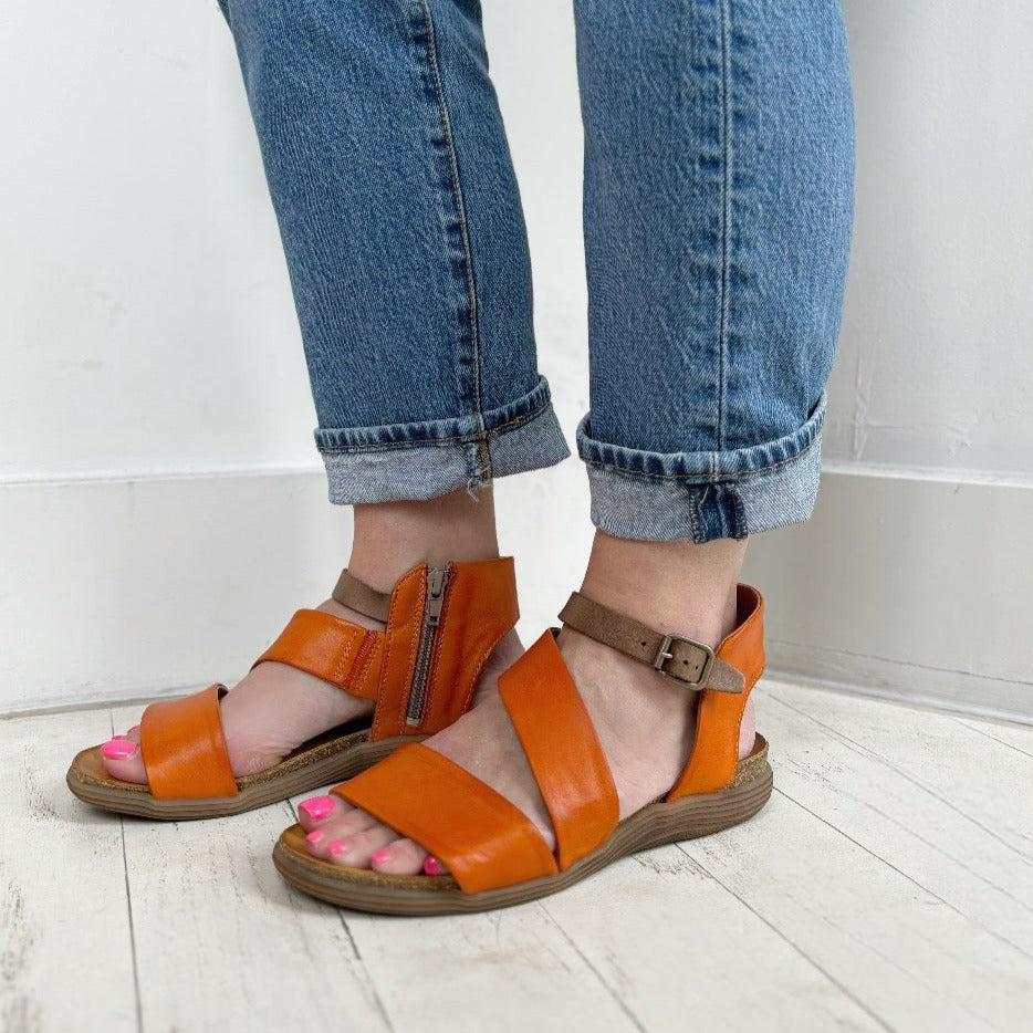 MIZ MOOZ MEADOW SANDAL IN ORANGE LEATHER the Urban Shoe Myth