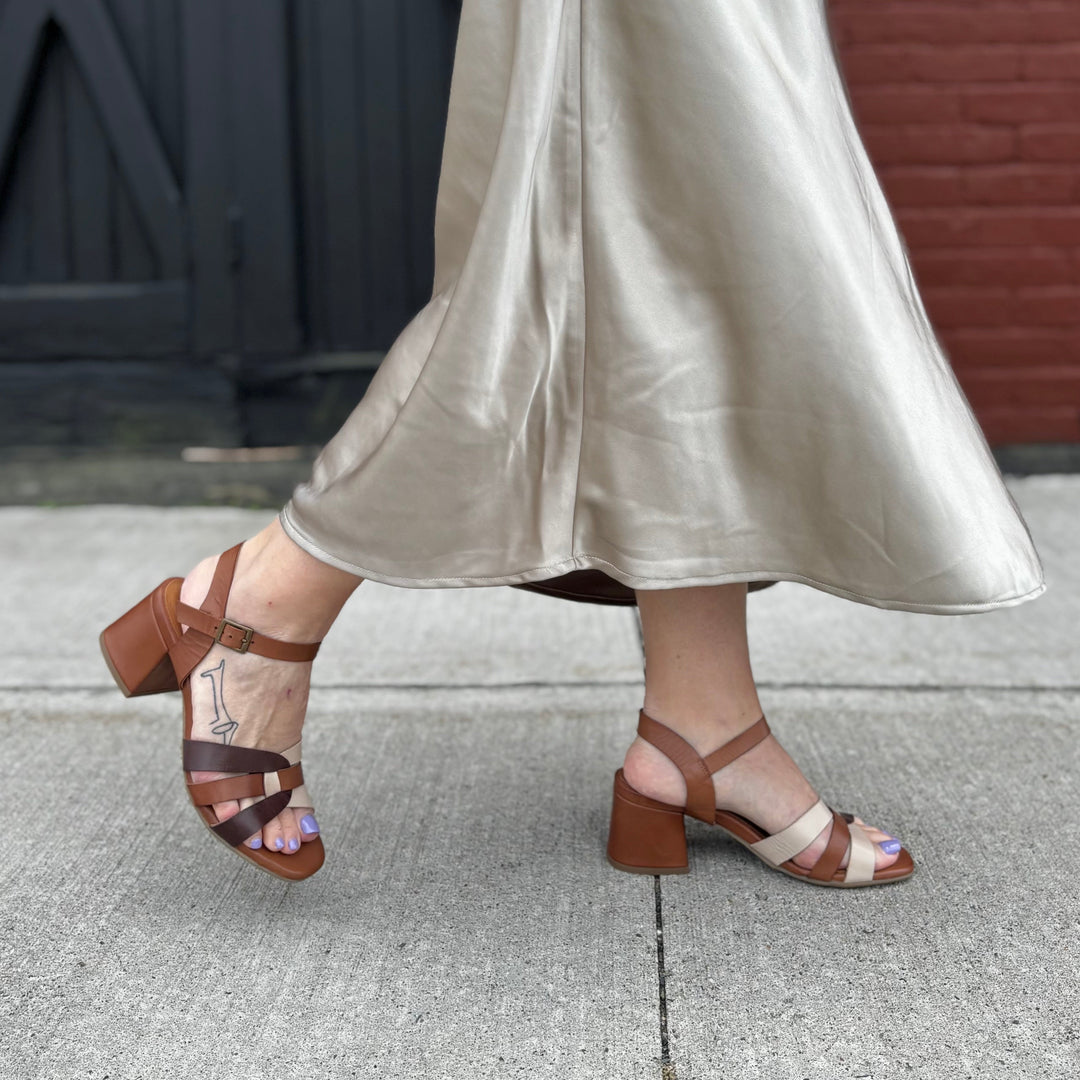 MIZ MOOZ - BEALEY HEELED SANDAL IN BROWN MULTI LEATHER