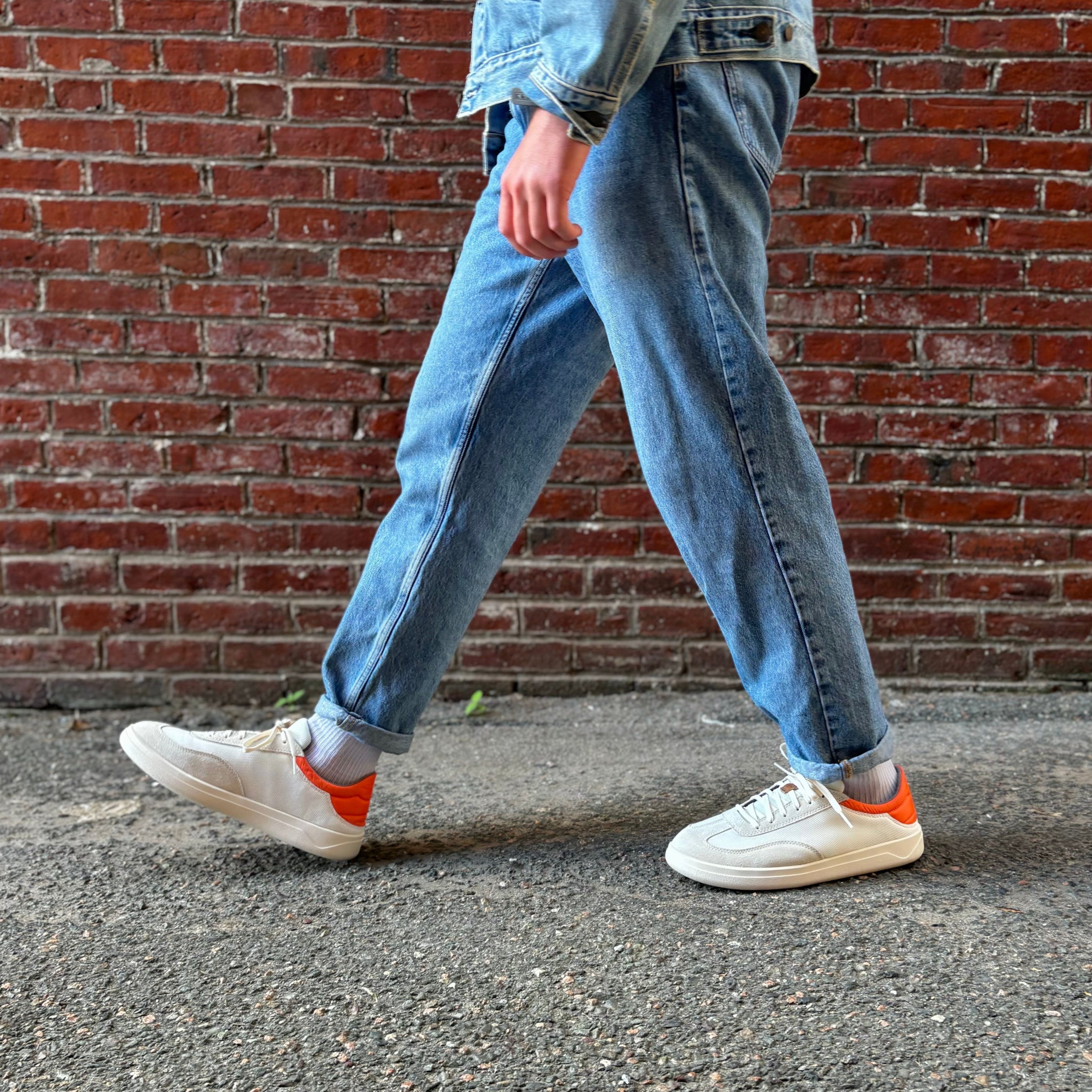 OluKai Punini Mens Off White Molten Orange 12