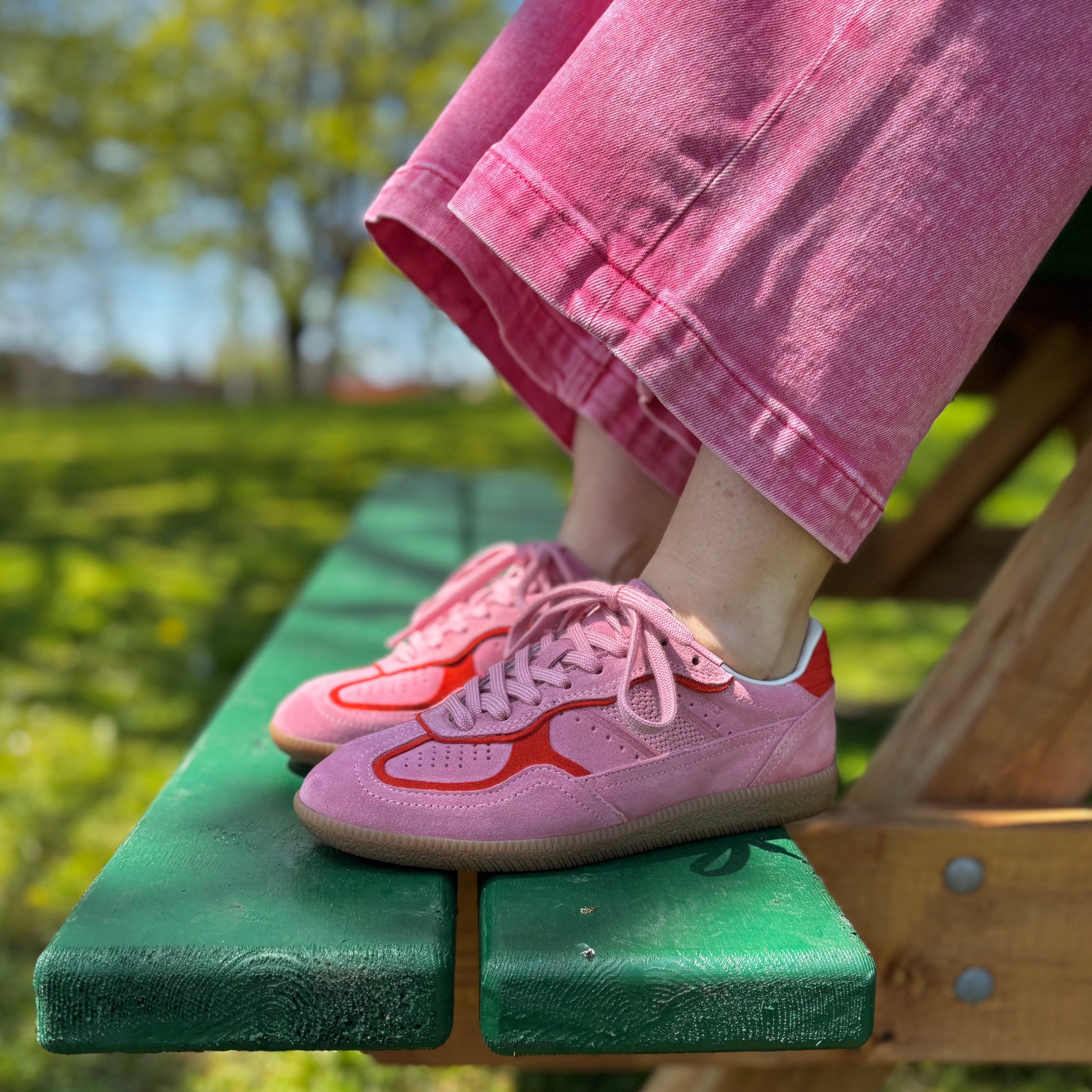 ALOHAS - RIFE SNEAKER IN SEA PINK SUEDE – the Urban Shoe Myth